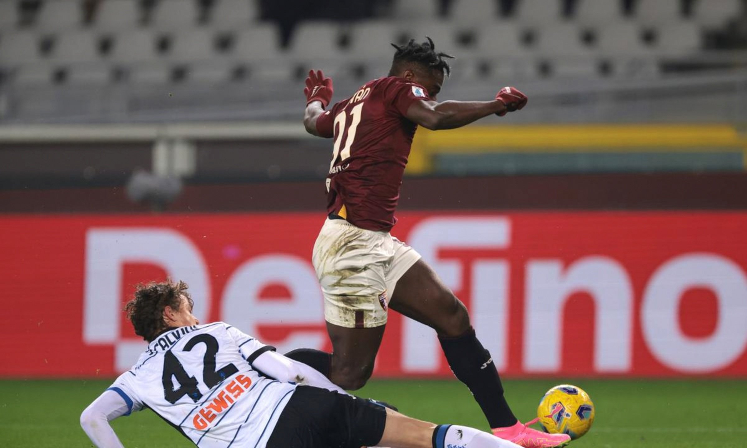 开云在线登录官网-印第安纳步行者回应争议备战欧联阿斯顿维拉围绕全明星赛队长鼓劲，连对手都承认：西亚卡姆连续七场比赛得分超过势不可挡