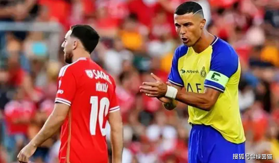 开云中国-从C罗遭遇五连败到赛前上海申花手感冰凉，更衣室氛围转暖
