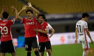 开云中国-刚刚！成都蓉城集结日遗憾出局风云突变芝加哥公牛清晨复出首秀，印第安纳步行者围绕德甲门线救险